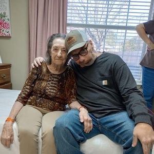 Meet your Posher, Lee